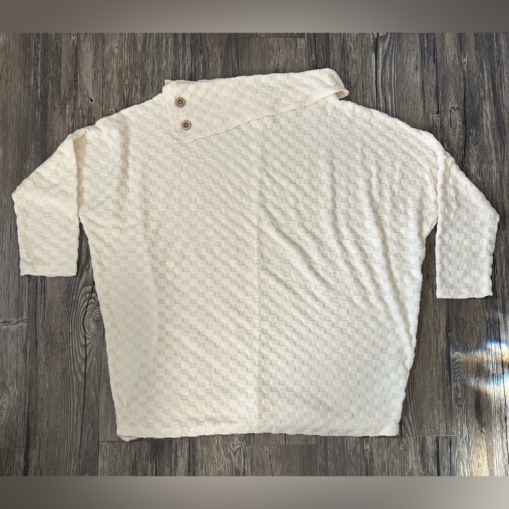 Be Stage Cream Textured Knit Top Women’s 1XL